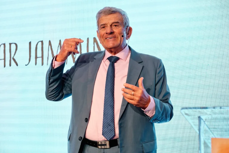 Dr Azar Jammine, event photography at conference